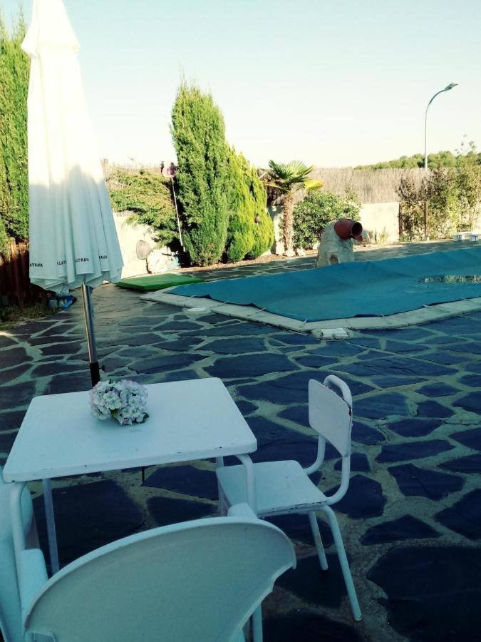 Odelot Toledo Villa Olias del Rey Bagian luar foto